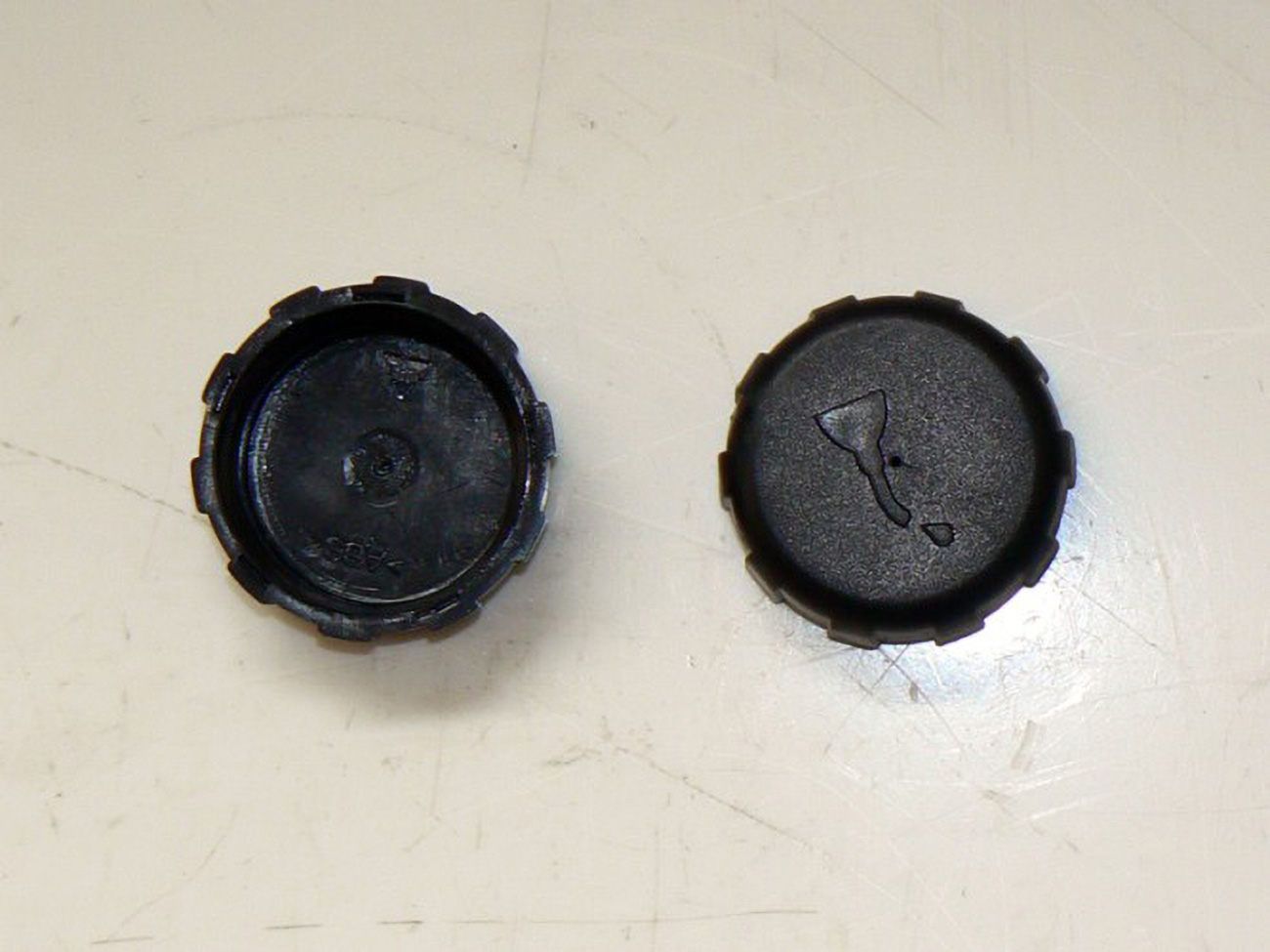 VICKO OLEJOVE NADRZE PILA