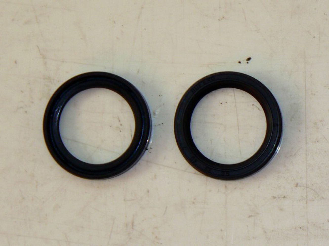 GUFERO G 30x40x7 PN 02 9401