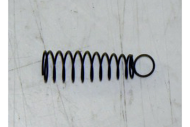 pružina páky předního madla