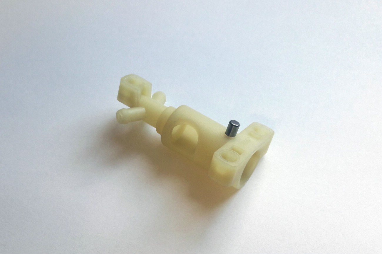 TELO CERPADLA S KOLIKEM