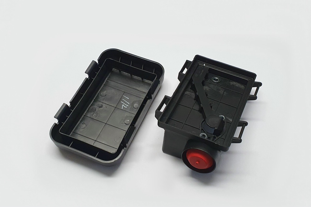 TELESO VZDUCHOVEHO FILTRU SESTAVA