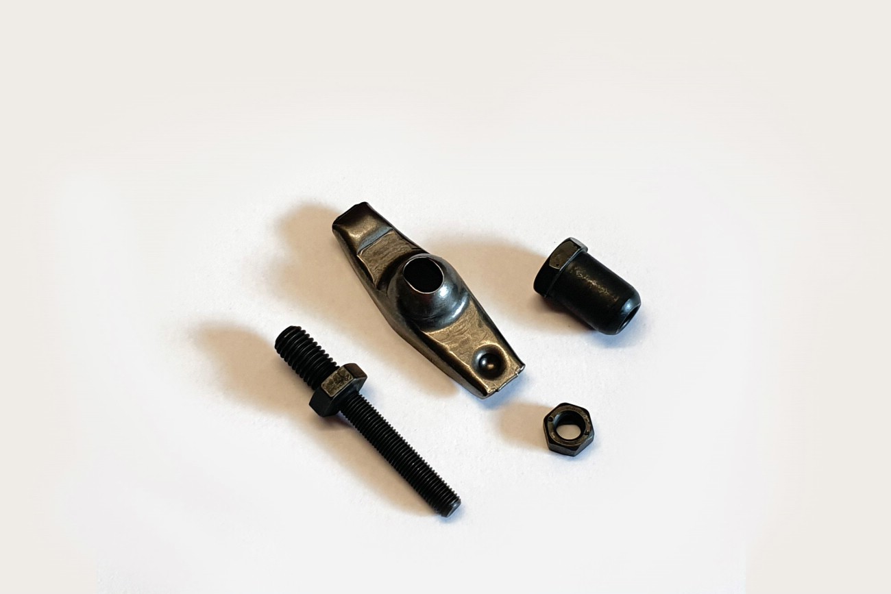 VAHADLO VENTILU SESTAVA