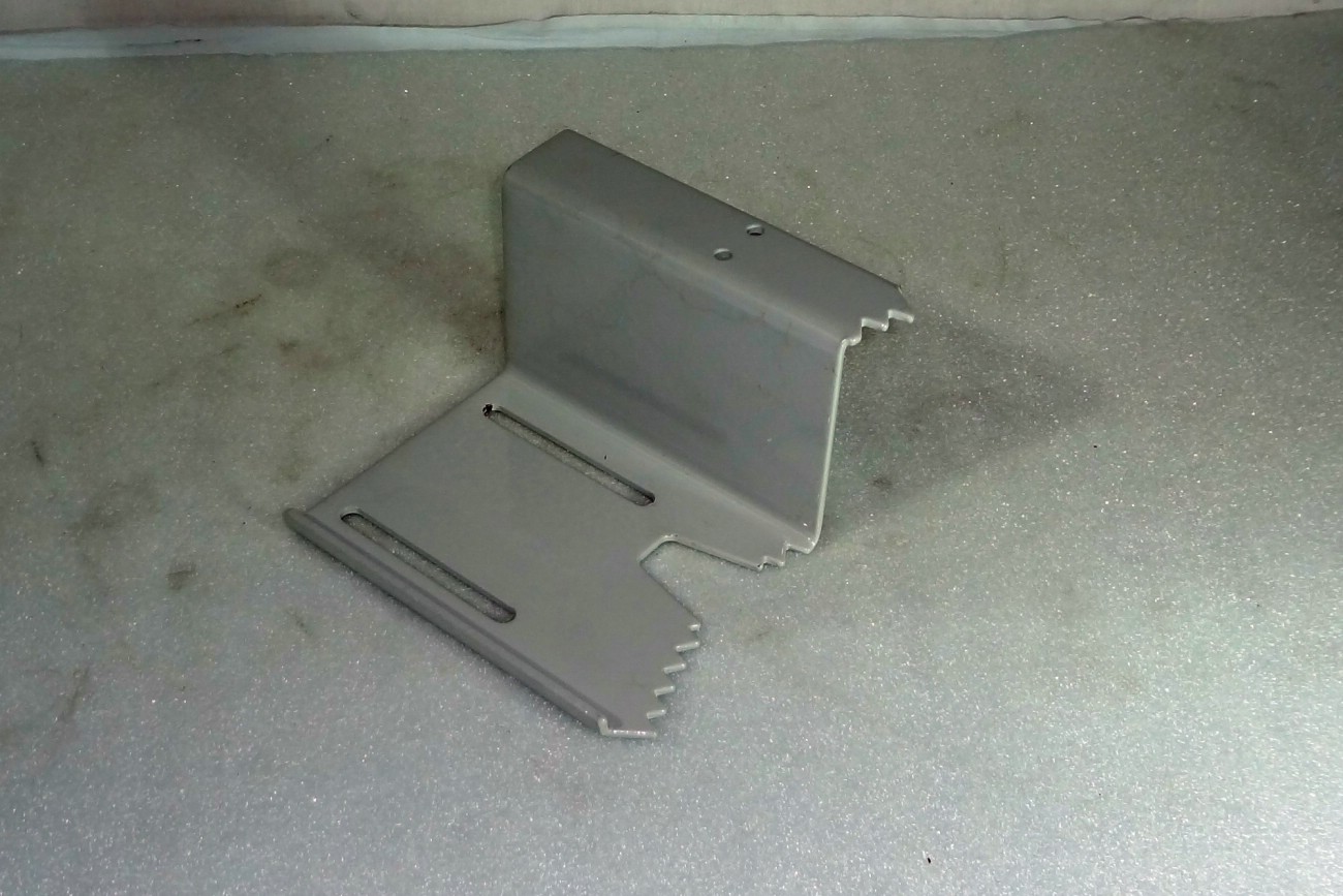 DRZAK SPALKU STIPACKA T8