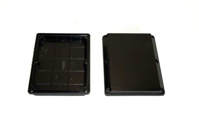 Kryt spínací skříňky