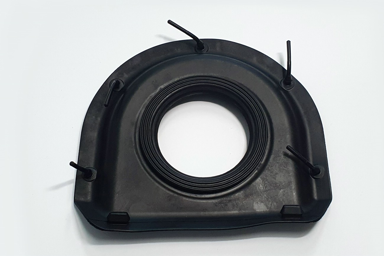 TESNENI HRDLA PALIVOVE NADRZE